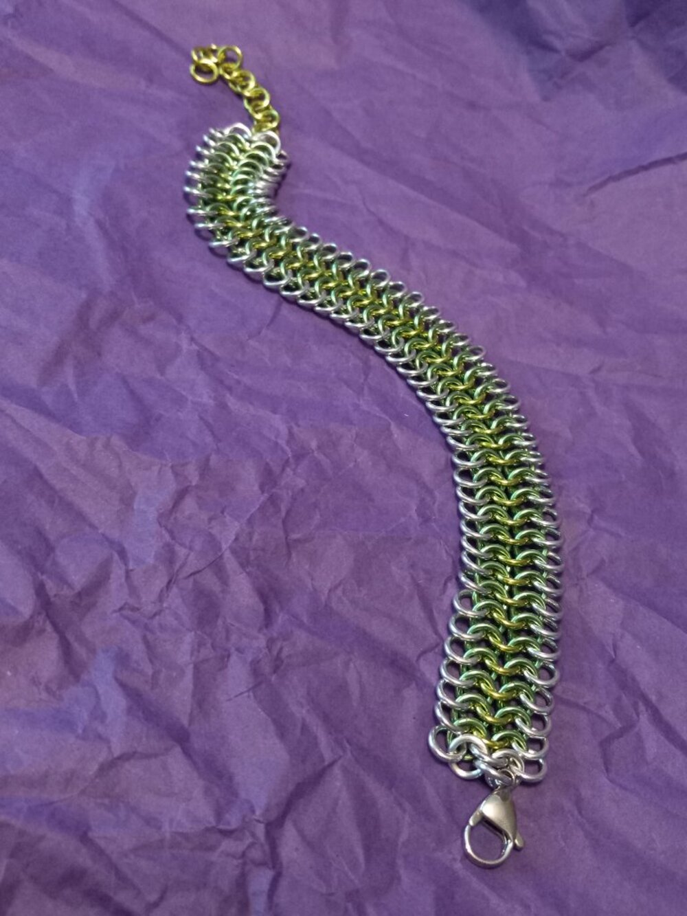 Green, Yellow, & Silver chain mail bracelet - Picture 7 of 10